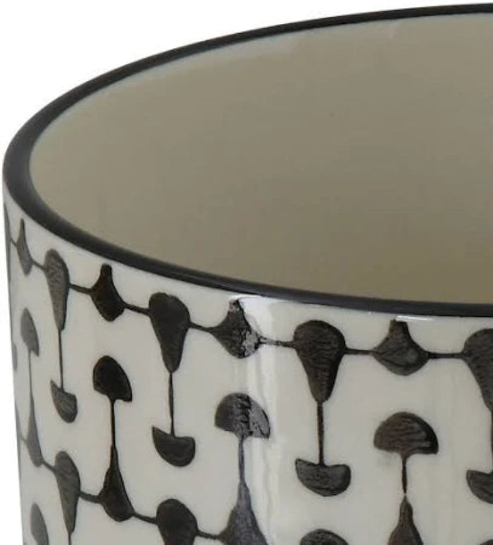 Black & White Round 8" Stoneware Footed Planter
